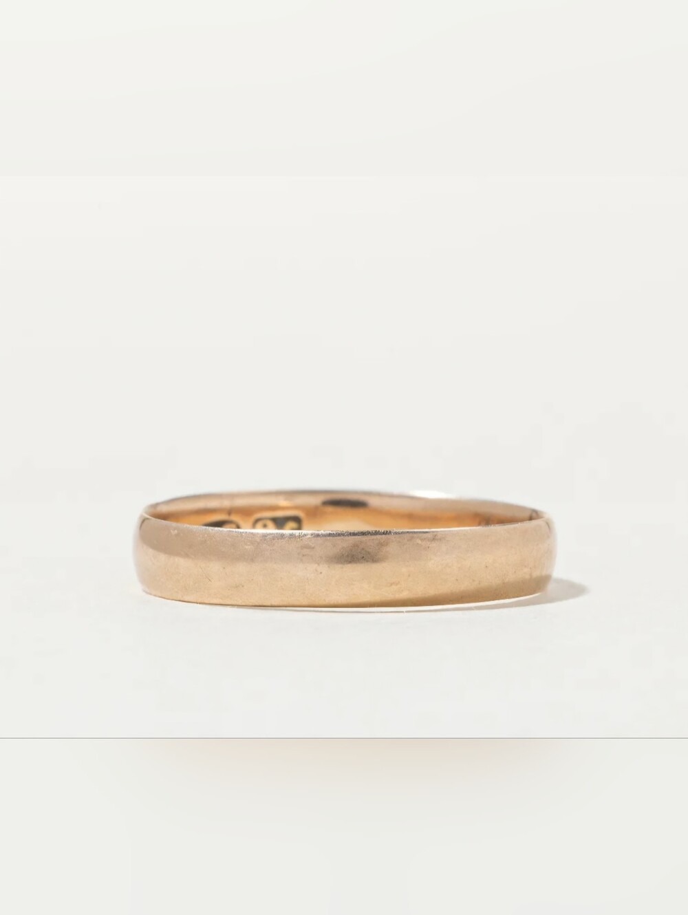 9k Classic Rose Gold Wedding Band - Size 7.25
